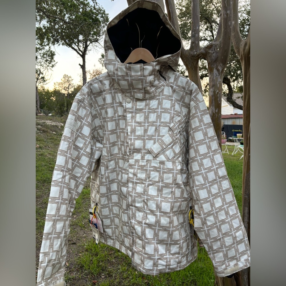 Bonfire Snowboarding Company ski snow jacket